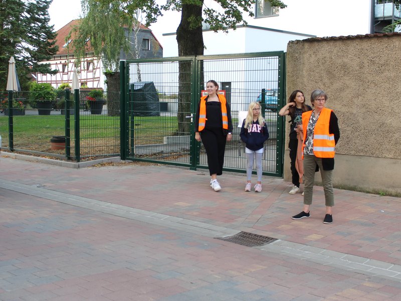 Titelbild für Beitrag: Bitte fahrt langsam!